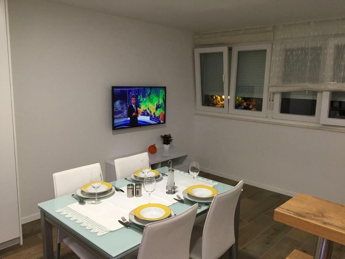 Ferienwohnung Narnia Split Exterior foto